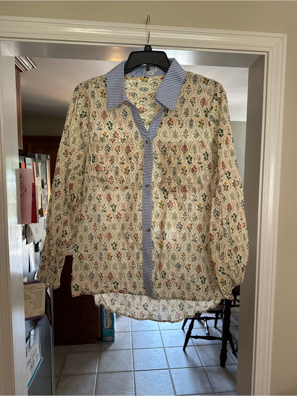 Striped-Collar Floral Button-Up Shirt Jacket in Cream
